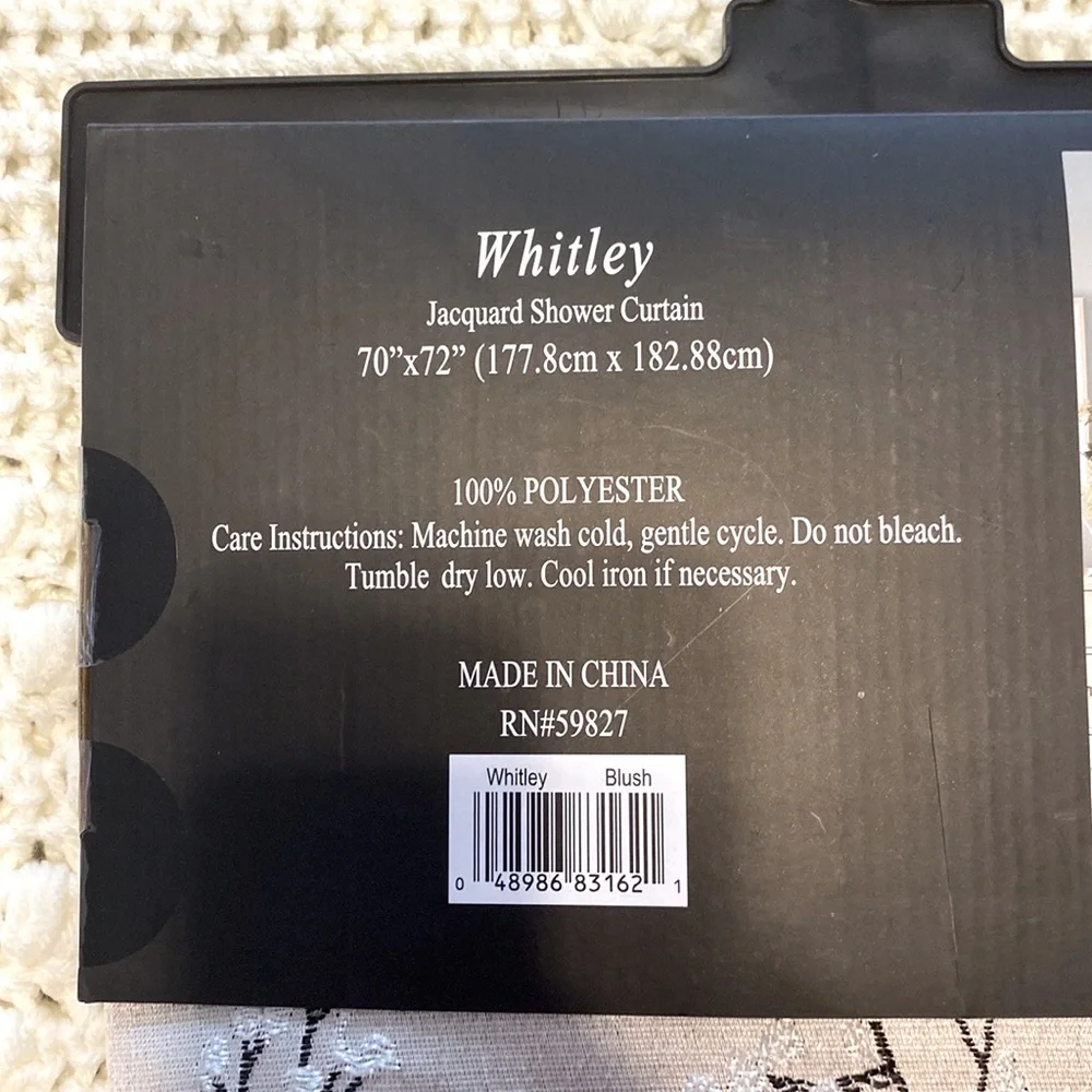 NWT Waltham Jacquard Shower Curtain “Whitley”, Sz. 70x72. Blush
